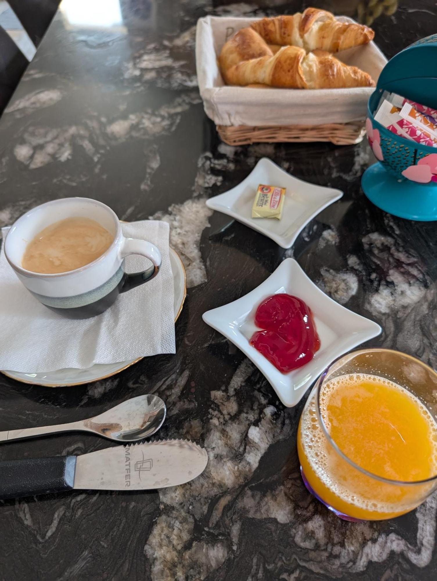 Chez Nonna Bed & Breakfast *